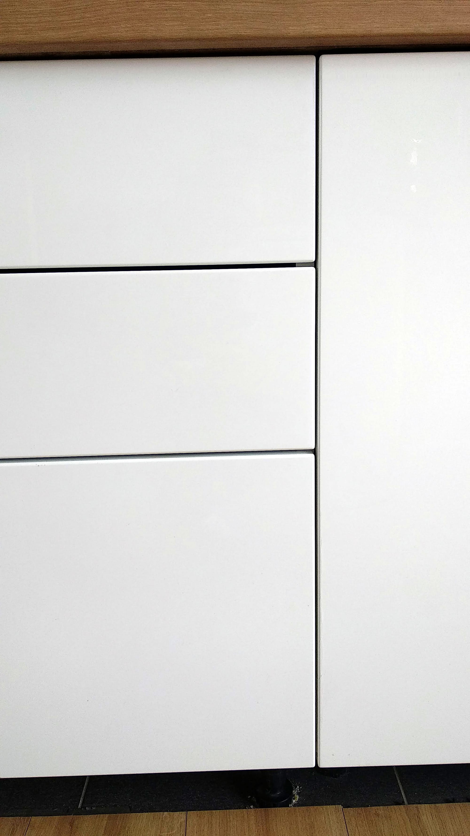 Izrada i montaža kuhinje + ugradnja aparata + led rasvijeta.