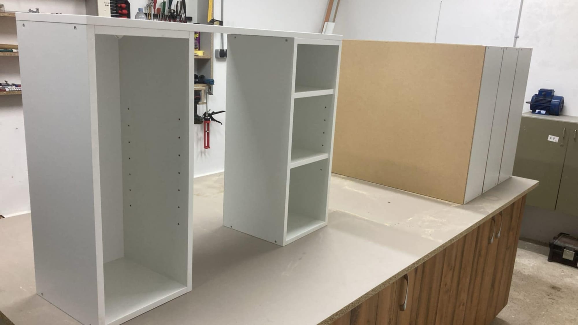 Izrada i sklapanje elemenata.