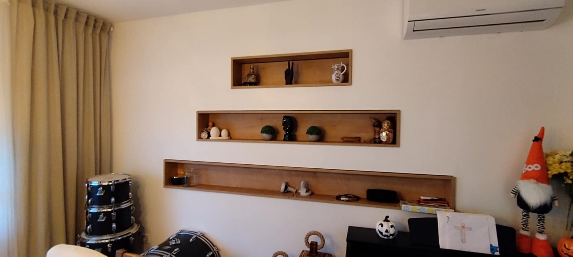 Izmjer, izrada i montaža niša.