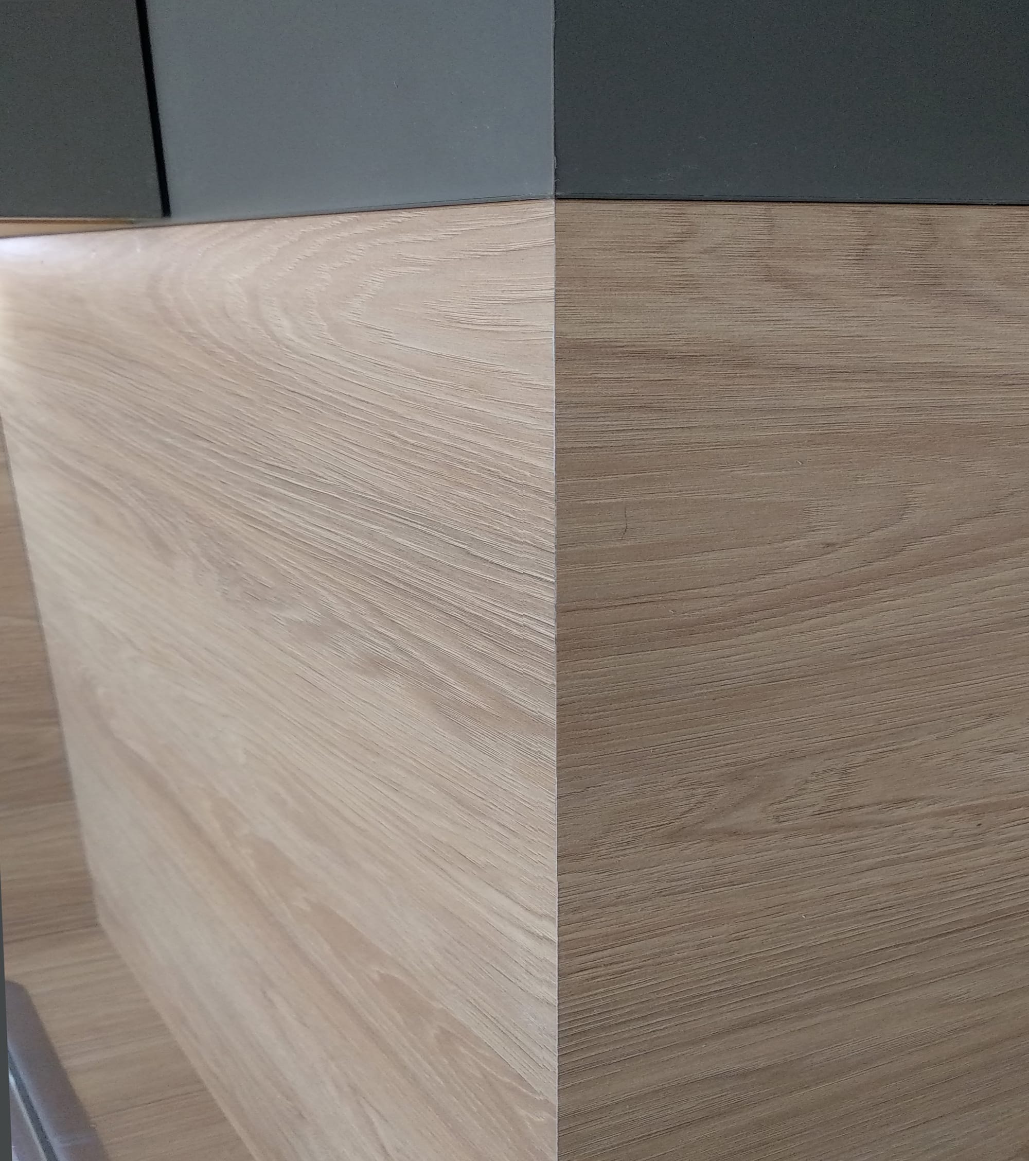 Izrada i montaža kuhinje + ugradnja aparata + led rasvijeta (volimo detalje).