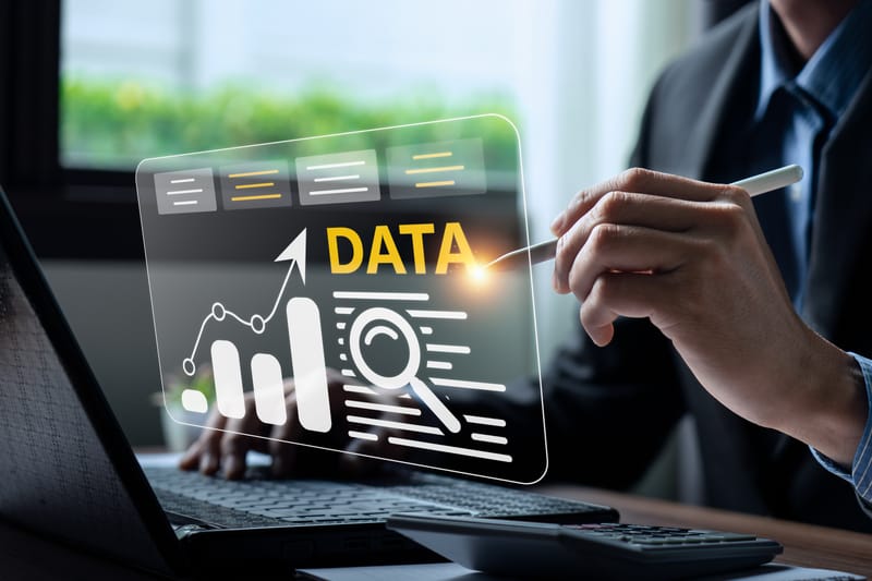 دور الإحصاء الإيجابي في عصر زحمة البيانات وتحديد الاتجاهات