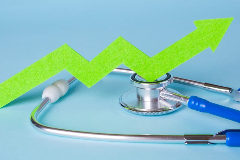 الإحصاء الإيجابي في القطاع الصحي: تحول منهجي نحو قياس الازدهار وجودة الحياة