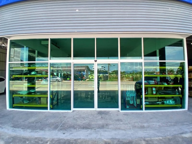 ติดฟิล์มอาคาร