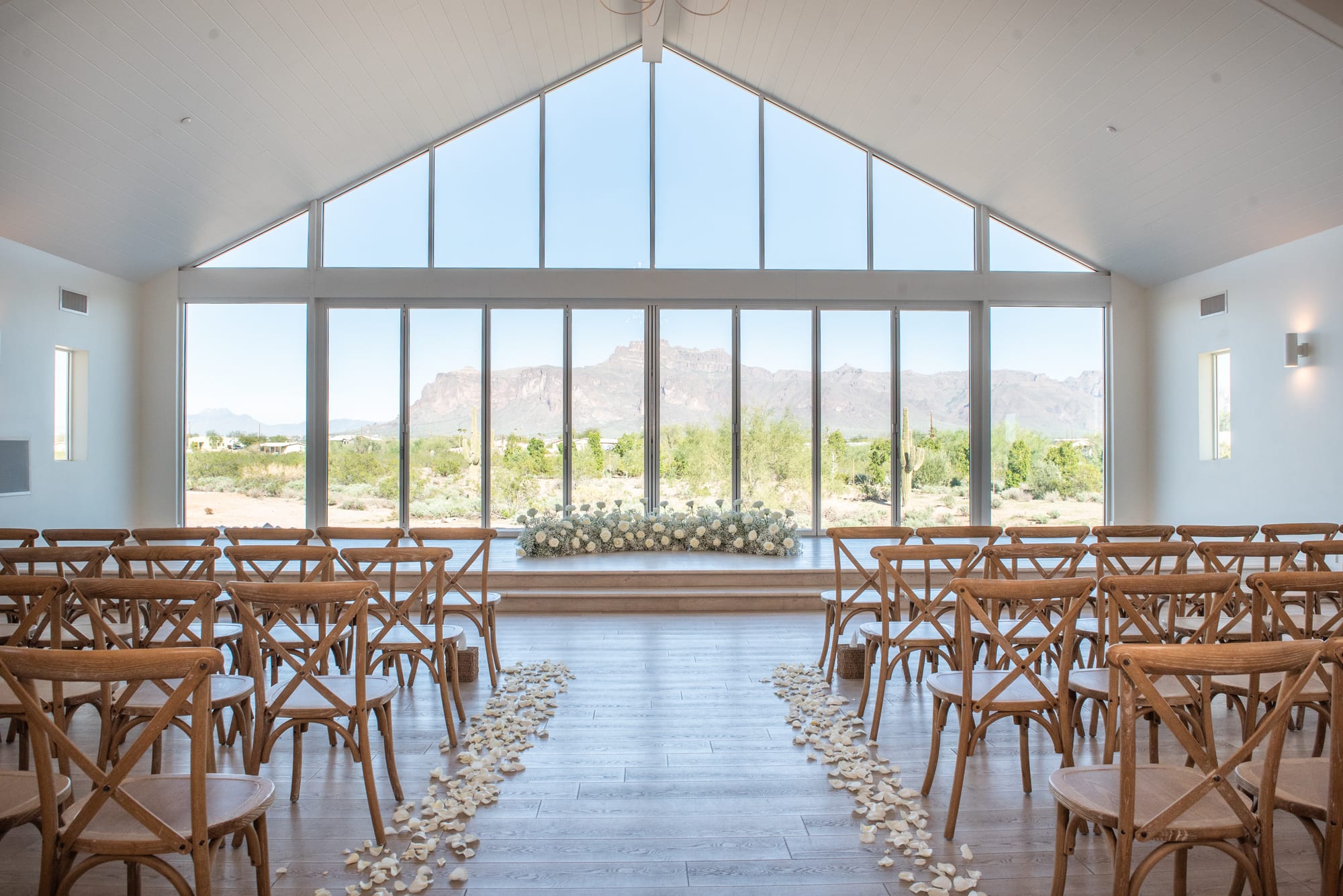 Photos by @Lumina Photographers