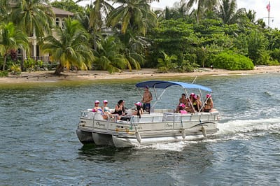 Ultimate Fort Lauderdale Pontoon Boat Adventure Guide