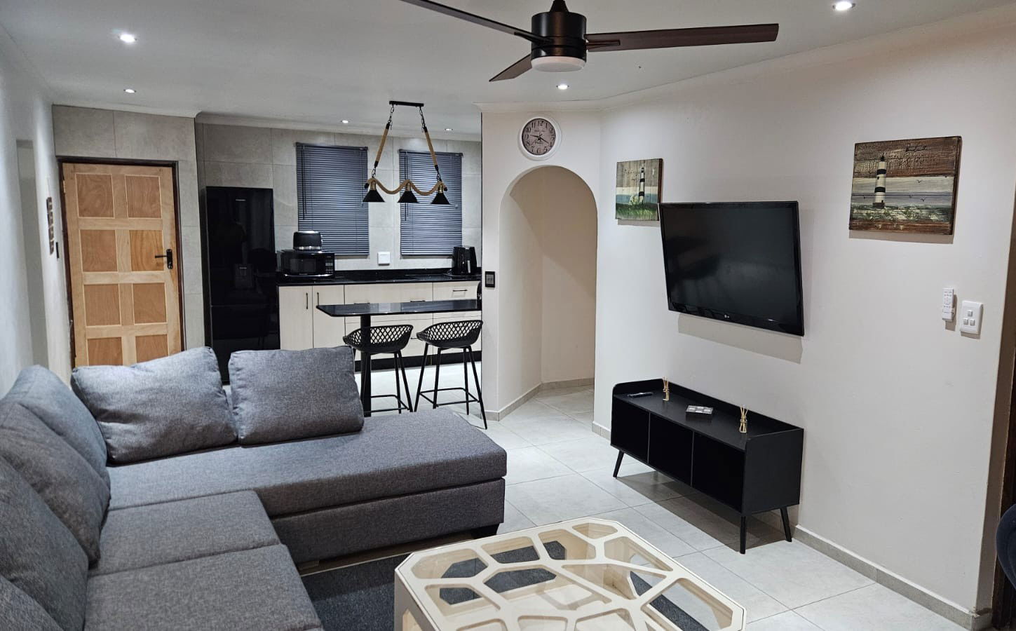 Chat Crescent | 4 Bdr. House