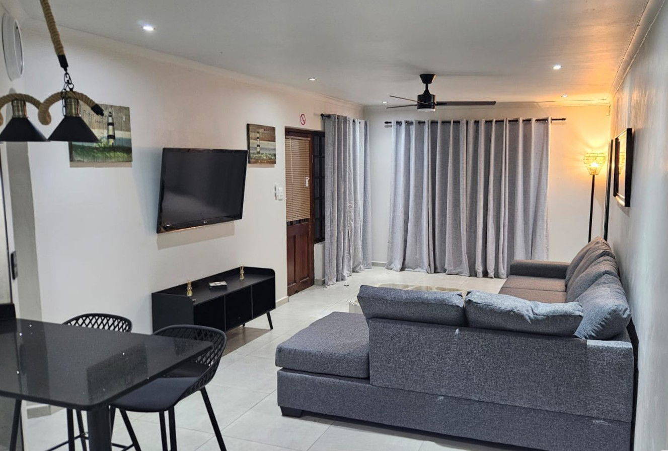 Chat Crescent | 4 Bdr. House