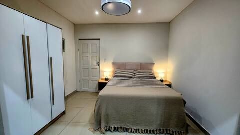 Dolfyndeining Str. | 1 Bdr. Studio Apartment