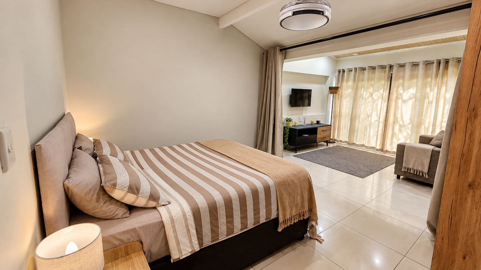 Dolfyndeining Str. | 1 Bdr. Studio Apartment