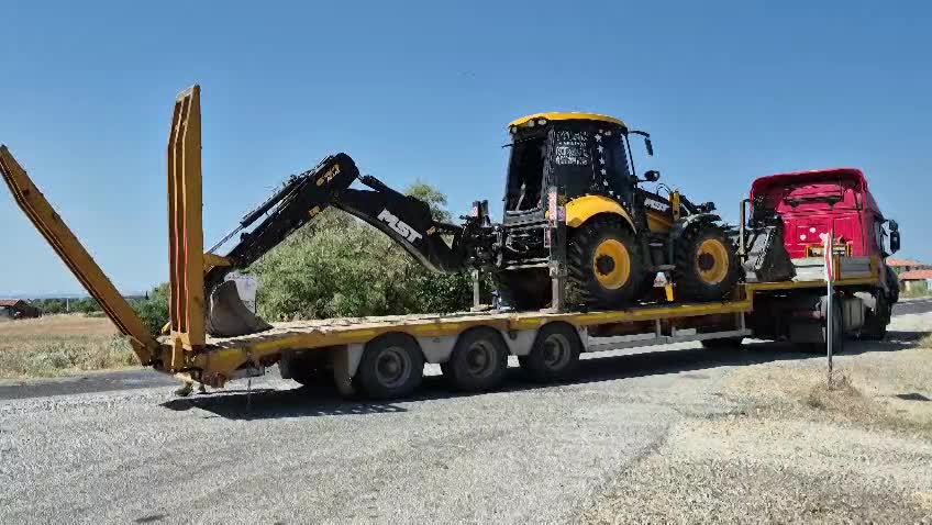Lowbed Taşıyıcı – Dev Yükler İçin Güvenli Lojistik