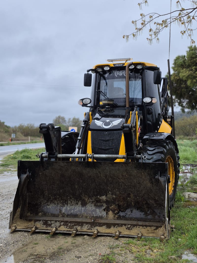 MST 9 Ton Tekerlekli Kepçe – Hızlı Yükleme, Yüksek Verim