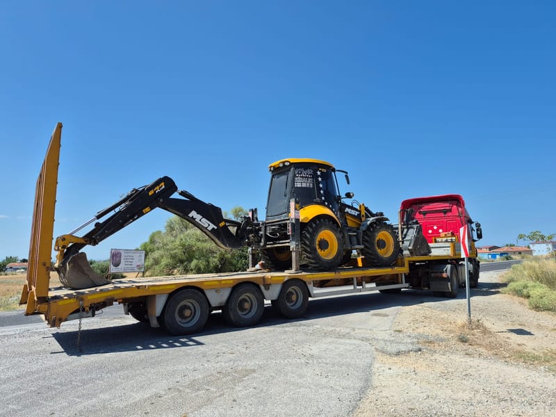 Lowbed Taşıyıcı – Dev Yükler İçin Güvenli Lojistik