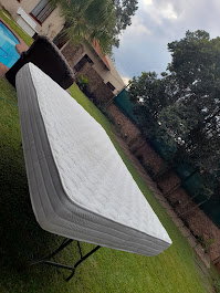 MATRESS AND BASE