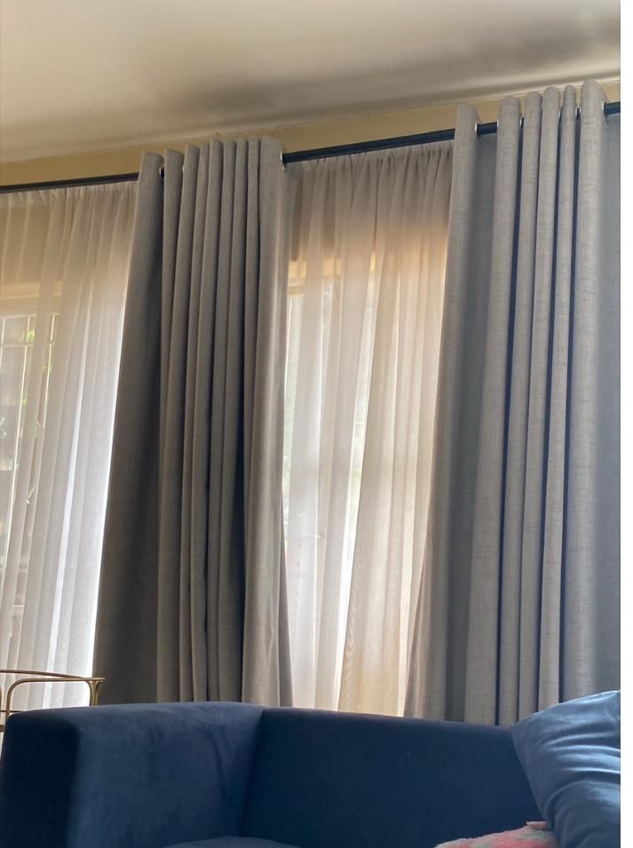 CURTAIN STEAM CLEANING