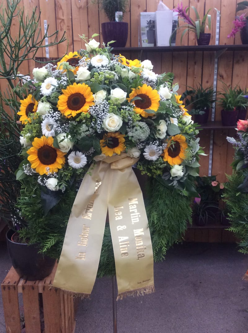 ⚜️ Kränze & Rundumkränze – der Kreis des Lebens