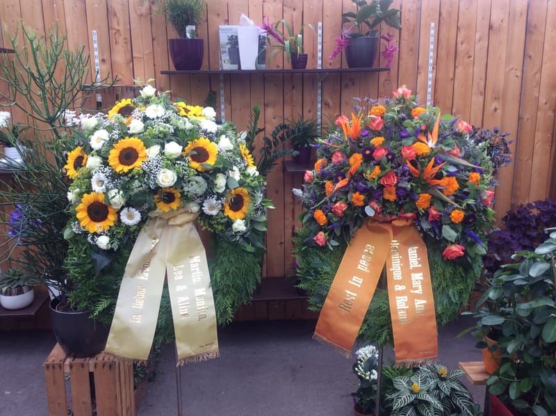 ⚜️ Kränze & Rundumkränze – der Kreis des Lebens