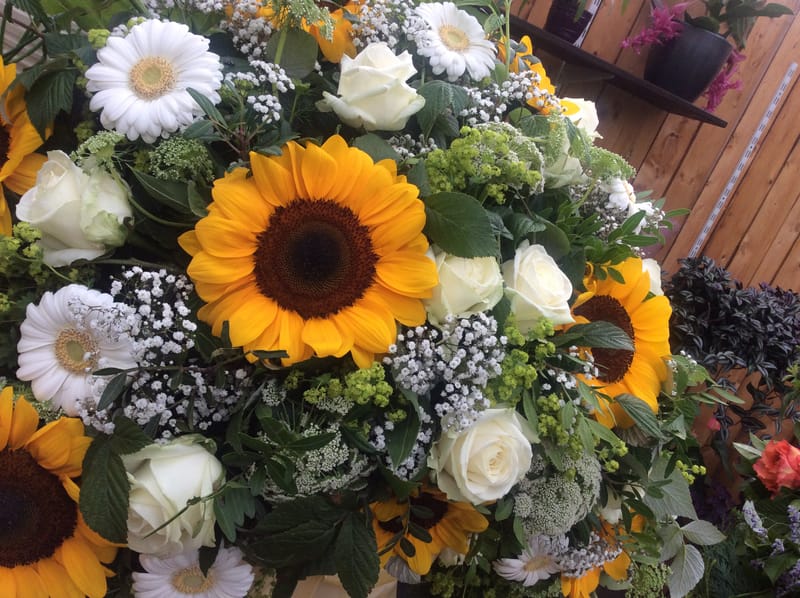 ⚜️ Kränze & Rundumkränze – der Kreis des Lebens