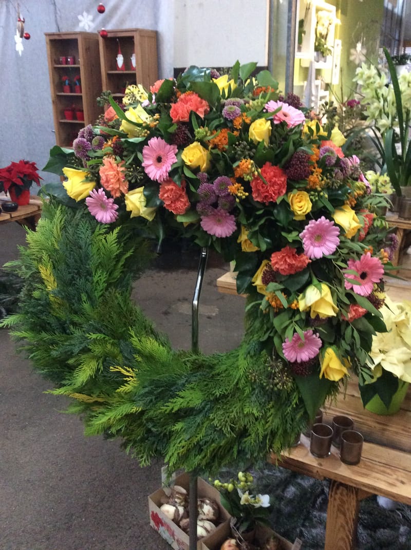 ⚜️ Kränze & Rundumkränze – der Kreis des Lebens