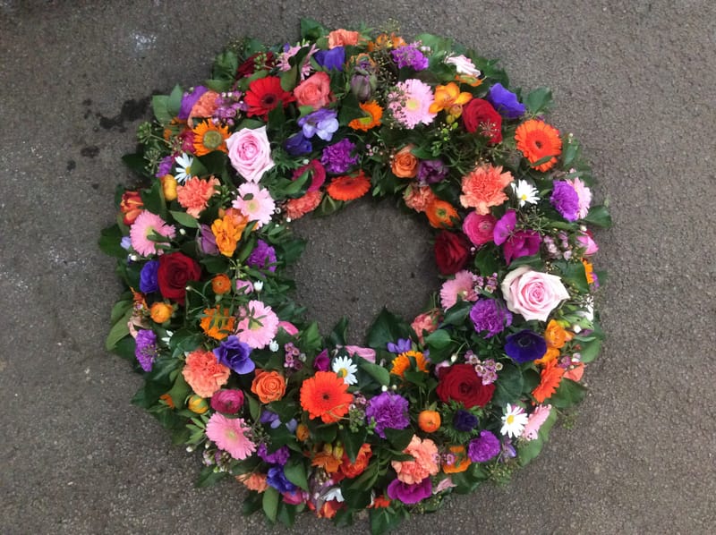 ⚜️ Kränze & Rundumkränze – der Kreis des Lebens