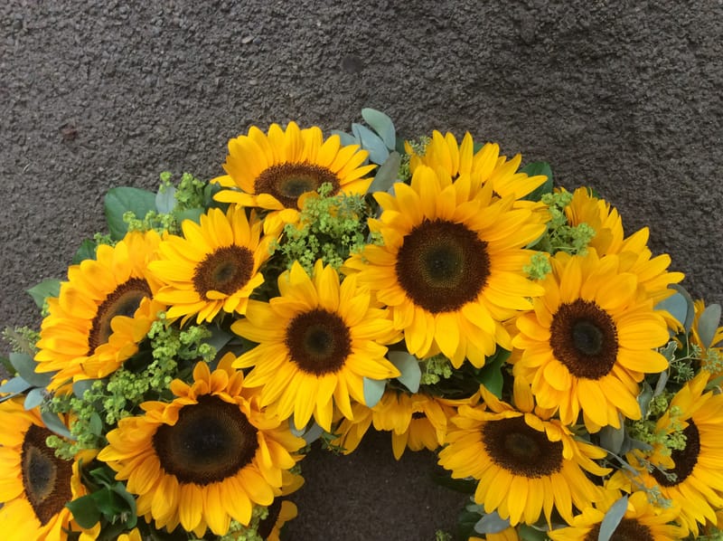 ⚜️ Kränze & Rundumkränze – der Kreis des Lebens