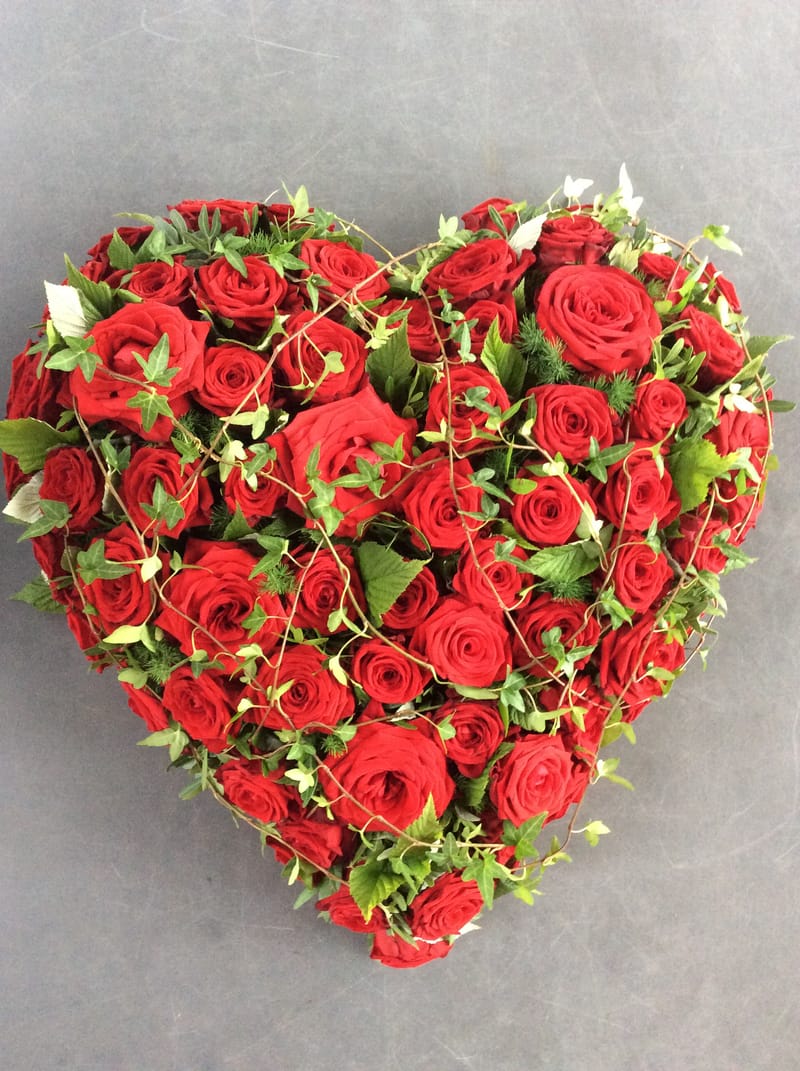 💗 Blumenherzen – ein inniger letzter Gruss