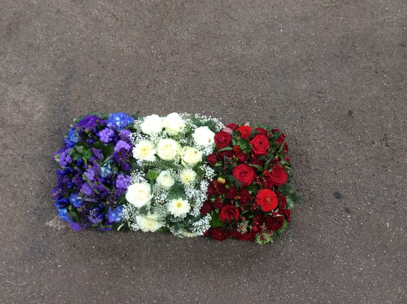 ⚜️ Spezielle Trauerfloristik – individuell & einzigartig