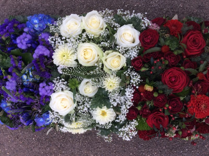 ⚜️ Spezielle Trauerfloristik – individuell & einzigartig