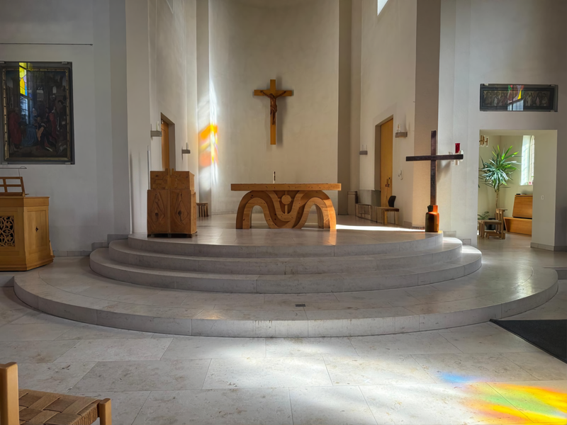 Heiligkreuz Kirche Binningen - katholisch