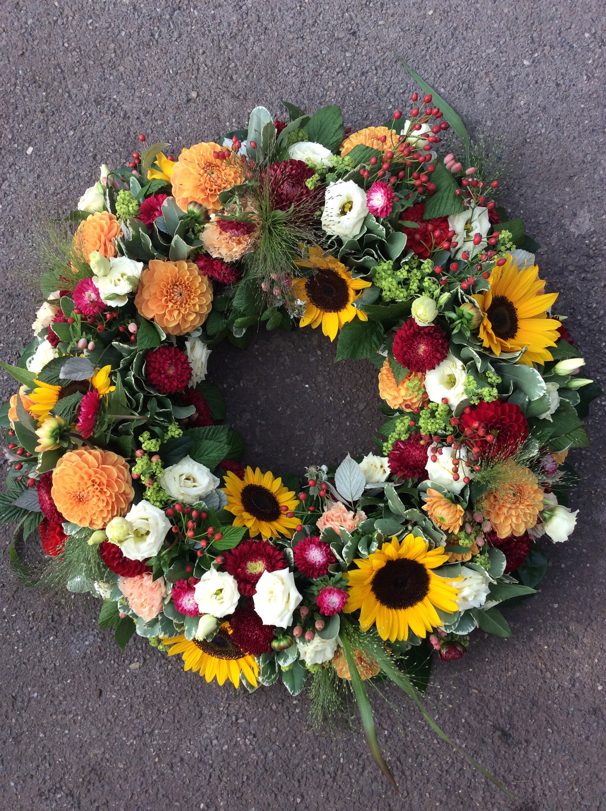 ⚜️ Kränze & Rundumkränze – der Kreis des Lebens