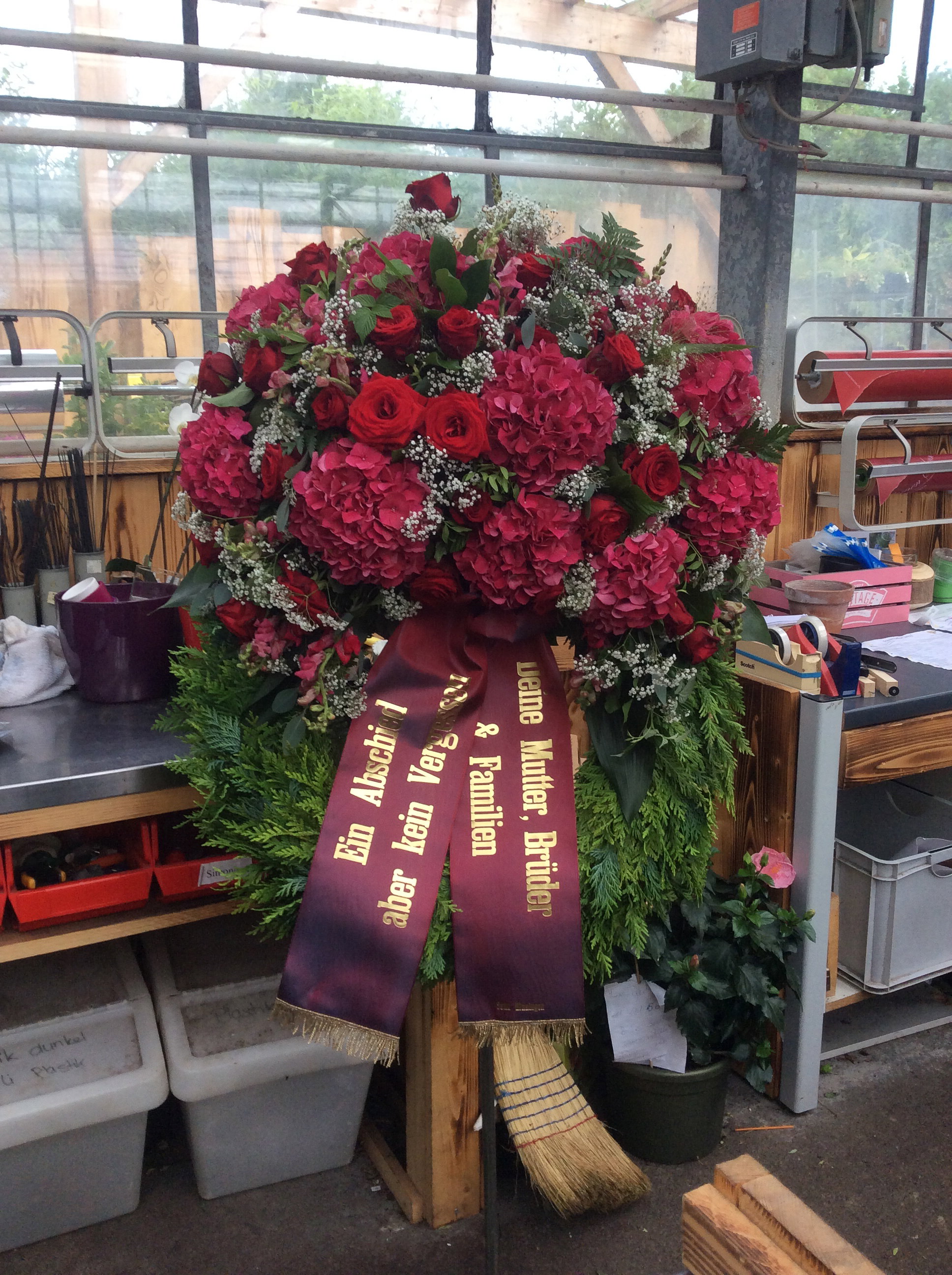 ⚜️ Kränze & Rundumkränze – der Kreis des Lebens