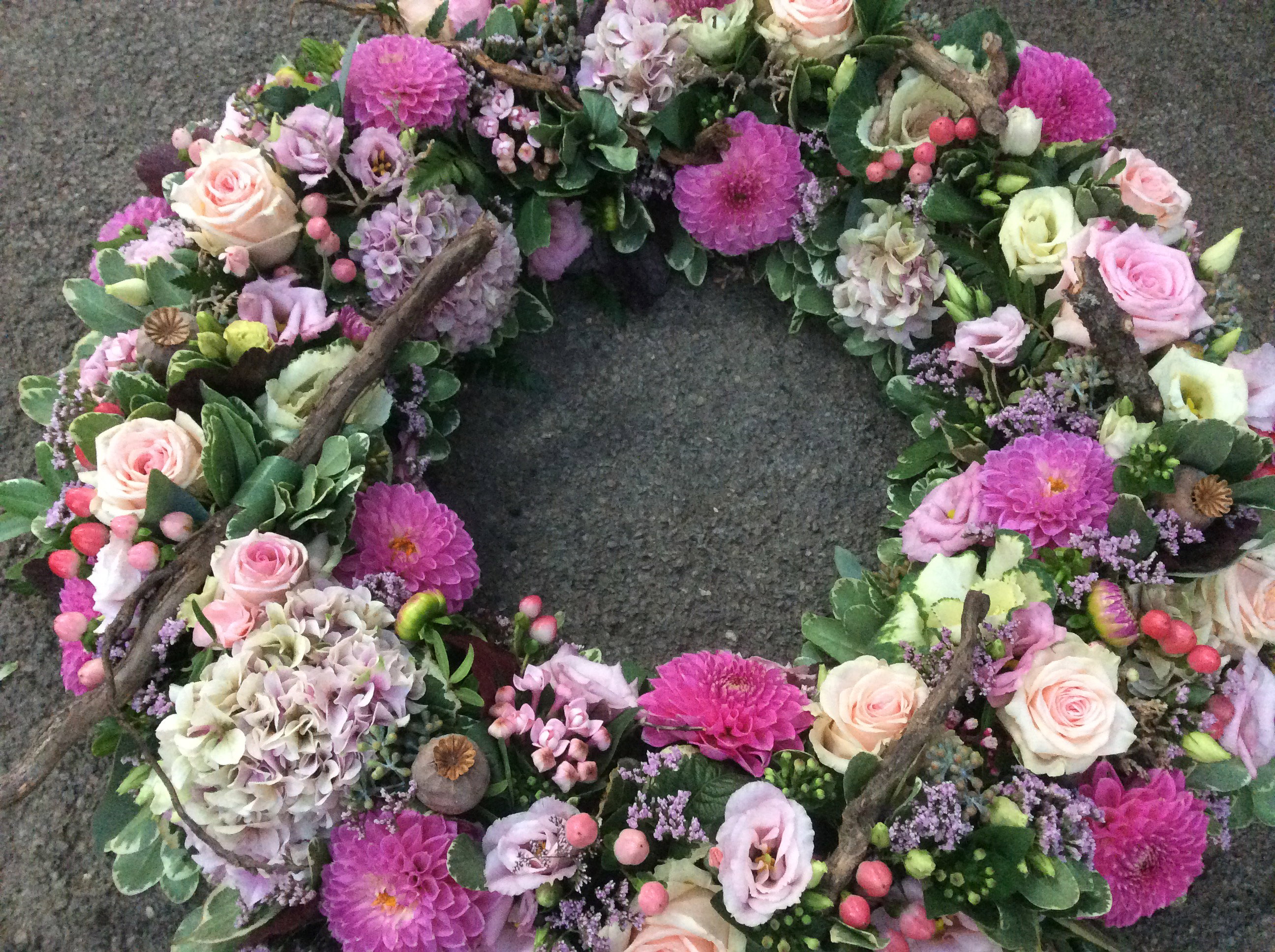 ⚜️ Kränze & Rundumkränze – der Kreis des Lebens