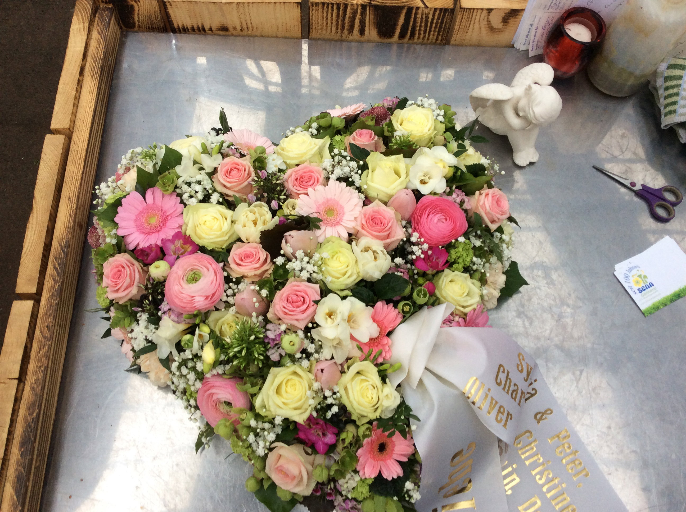 💗 Blumenherzen – ein inniger letzter Gruss