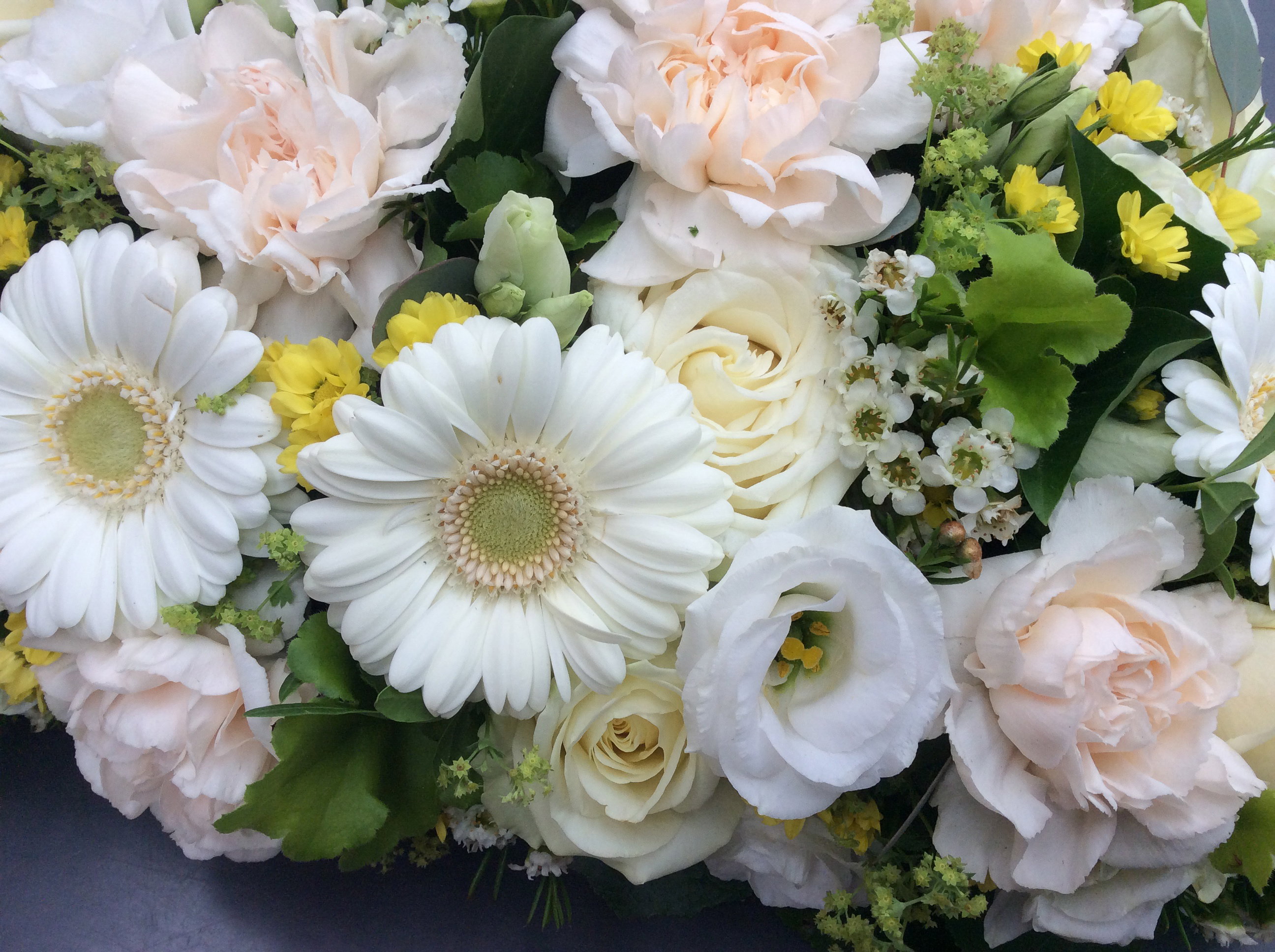 💗 Blumenherzen – ein inniger letzter Gruss