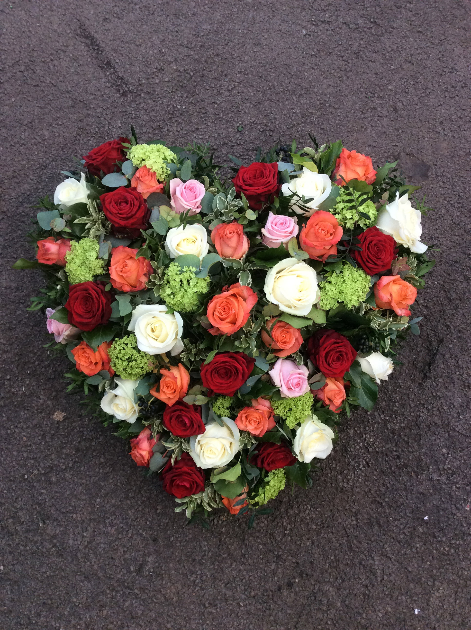 💗 Blumenherzen – ein inniger letzter Gruss