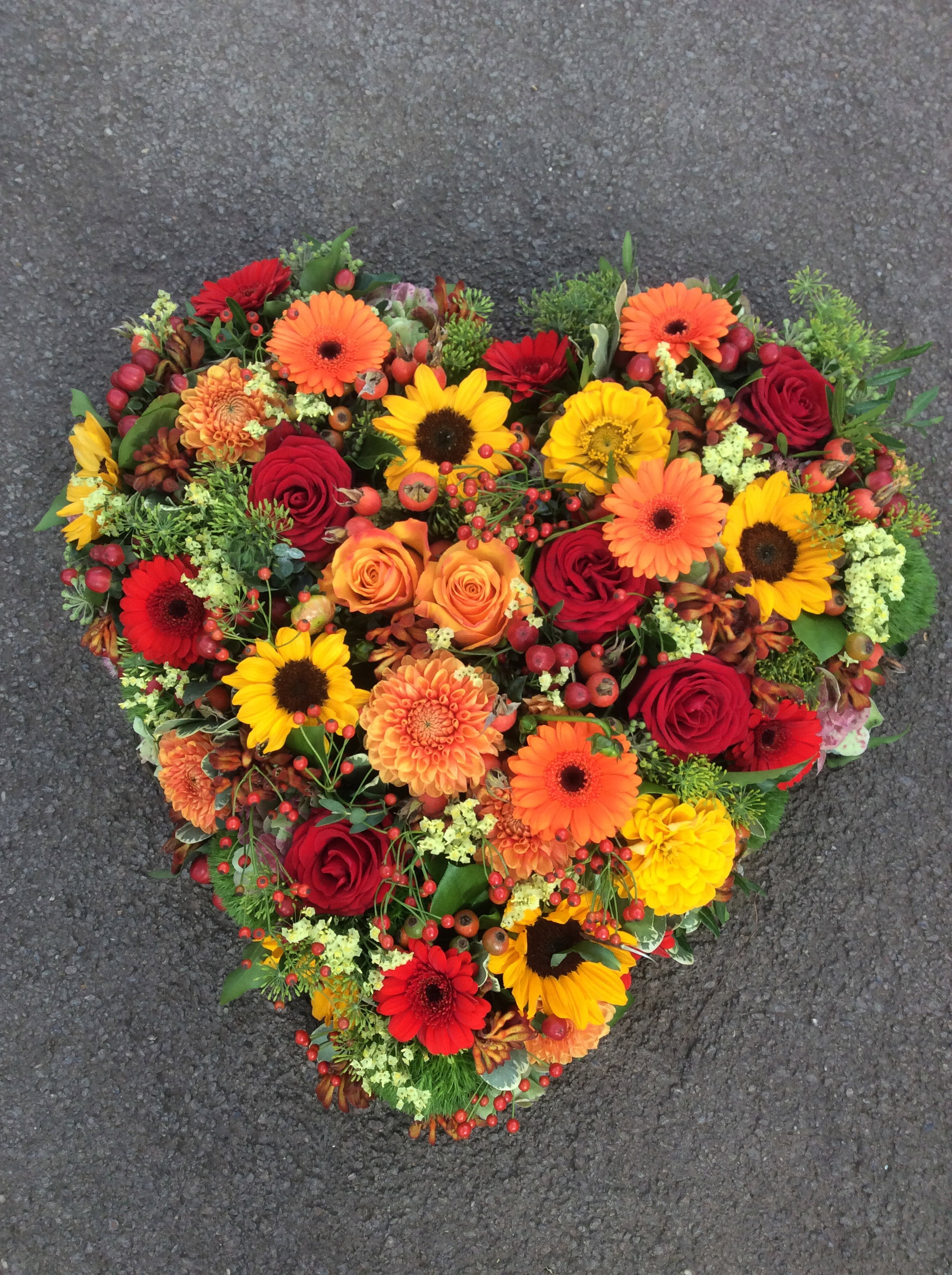 💗 Blumenherzen – ein inniger letzter Gruss