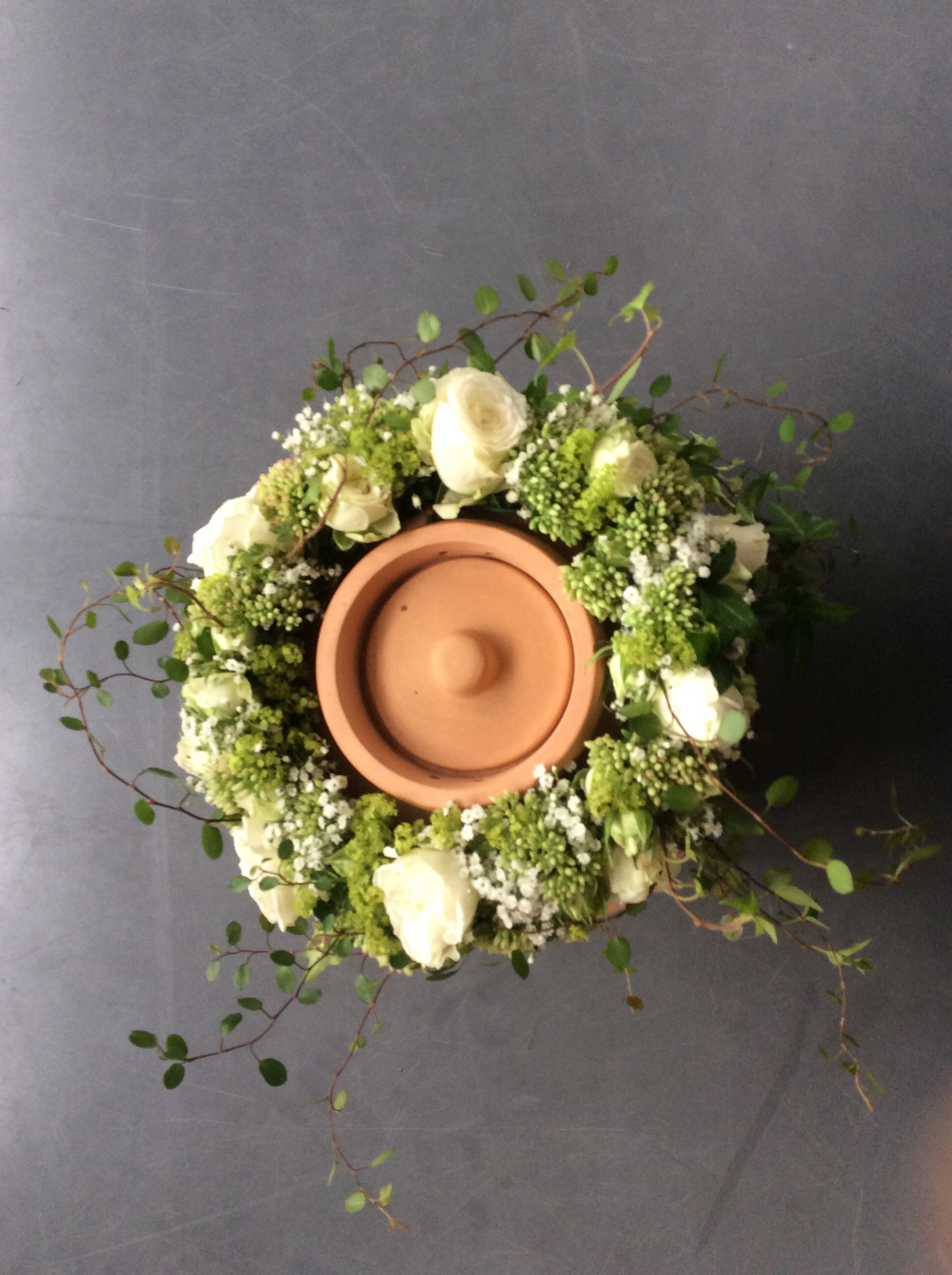 🤍 Urnenkränze – liebevoller Rahmen für den Abschied