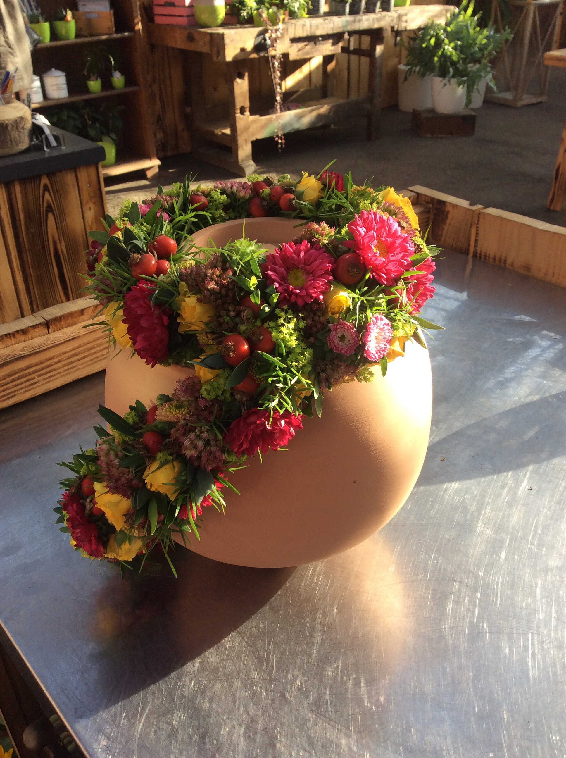 🤍 Urnenkränze – liebevoller Rahmen für den Abschied