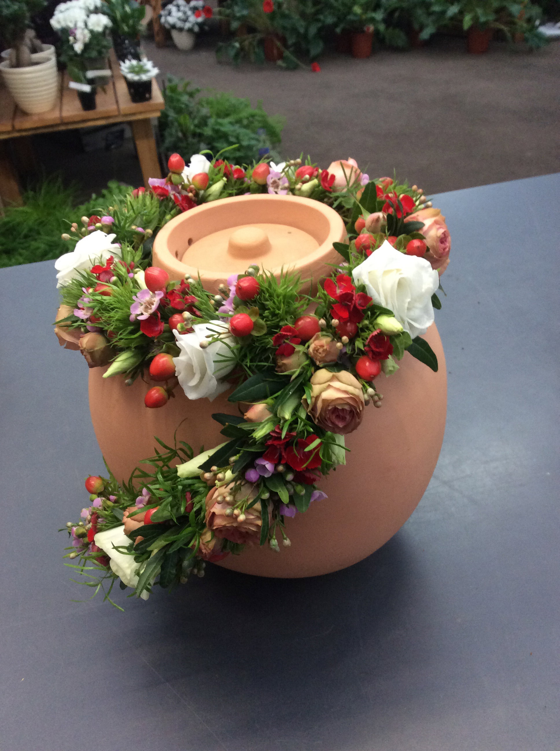 🤍 Urnenkränze – liebevoller Rahmen für den Abschied