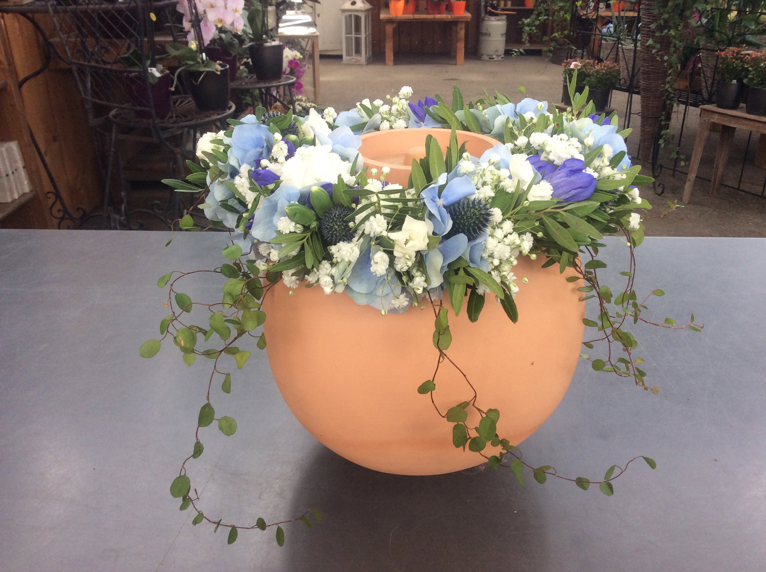 🤍 Urnenkränze – liebevoller Rahmen für den Abschied