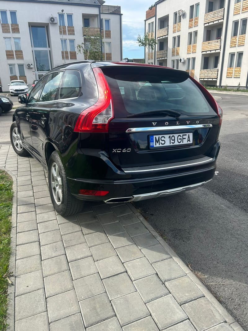 VOLVO XC 60 2014 2.0DIESEL  12.800 EURO