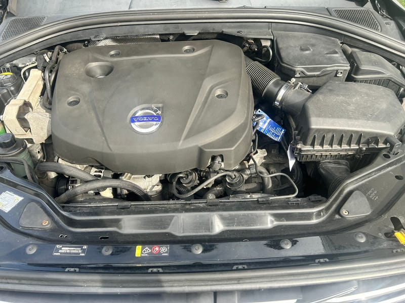 VOLVO XC 60 2014 2.0DIESEL  12.800 EURO