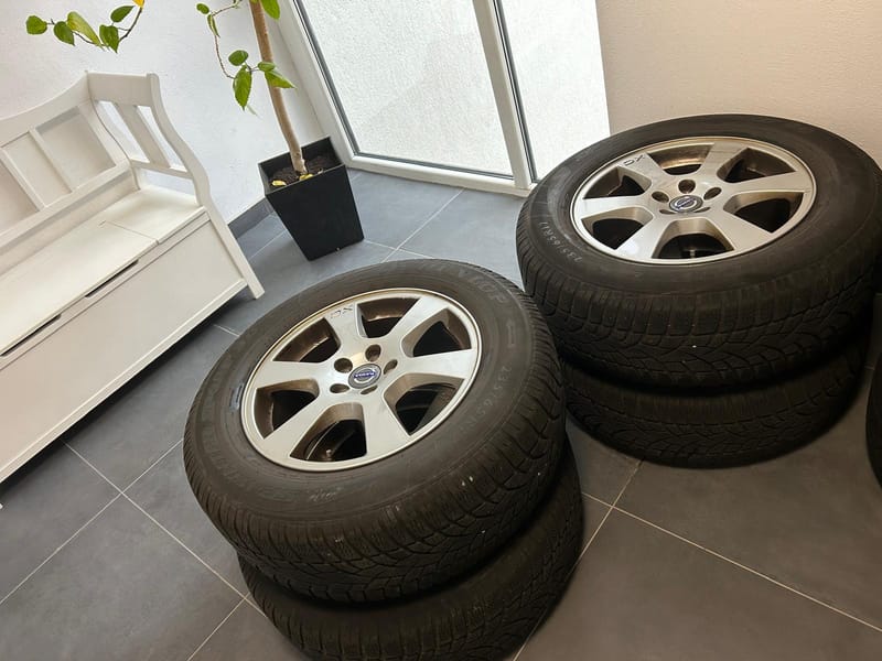 VOLVO XC 60 2014 2.0DIESEL  12.800 EURO