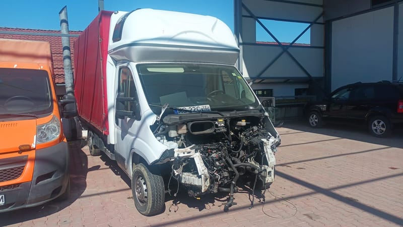 Peugeot Boxer 2022 avariat