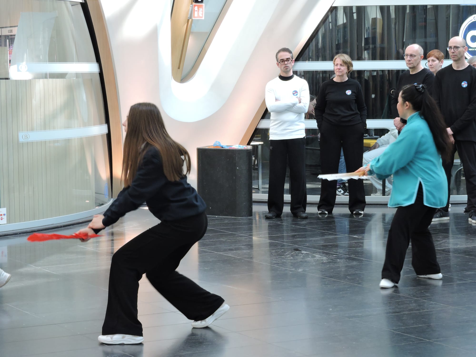 Notre Club en démonstration lors de la 1ère Journée Internationale du Taichi - le 21 mars à Mons