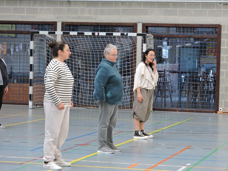 Les 4 premiers mouvements de la forme avec Yasmina