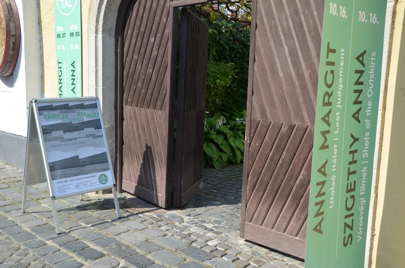 egyéni kiállítás