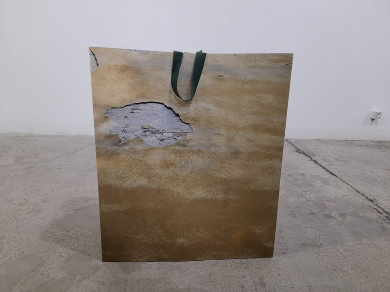 printelt papírobjektek