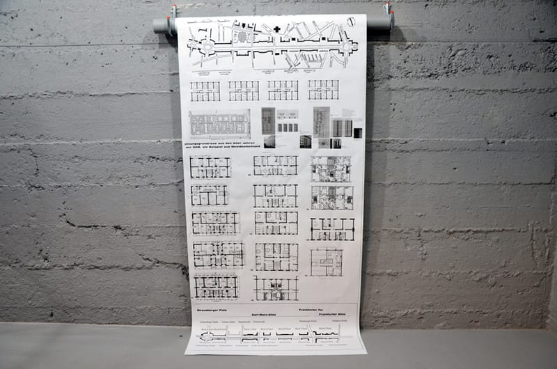 installáció: relief, használati tárgyak