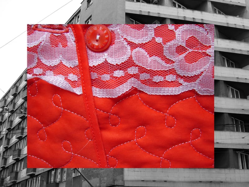 installáció: fotósorozat, textilek, videó