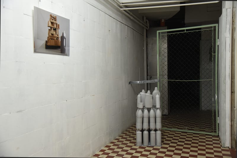 installáció: objektek, fotósorozat